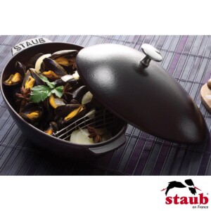 Caçarola para Frutos do Mar Oval 29cm Preta Staub Specialties de Ferro Fundido