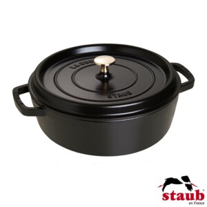 Caçarola Redonda Baixa 26cm Preta Staub La Cocotte de Ferro Fundido